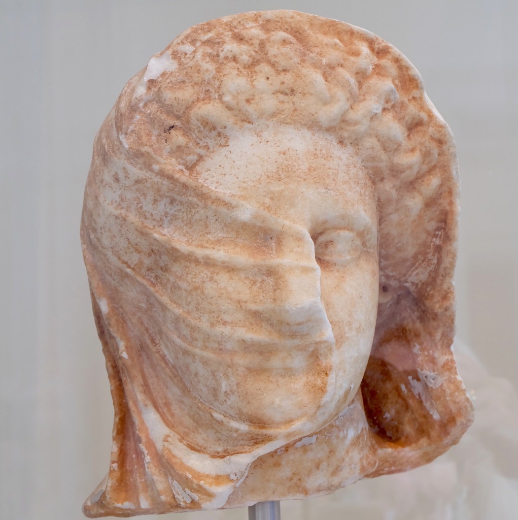 Marbled head of a veiled woman (500BCE) Metropolitan Museum of Art 