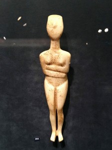 Female figurine of the canonical type, Kapsala variety, marble Cycladic (2800_2300 BCE)