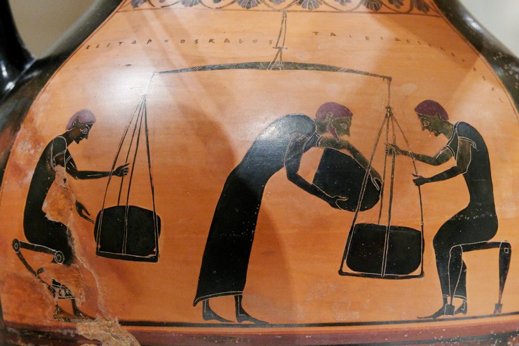 Greek vase: weighing merchandise