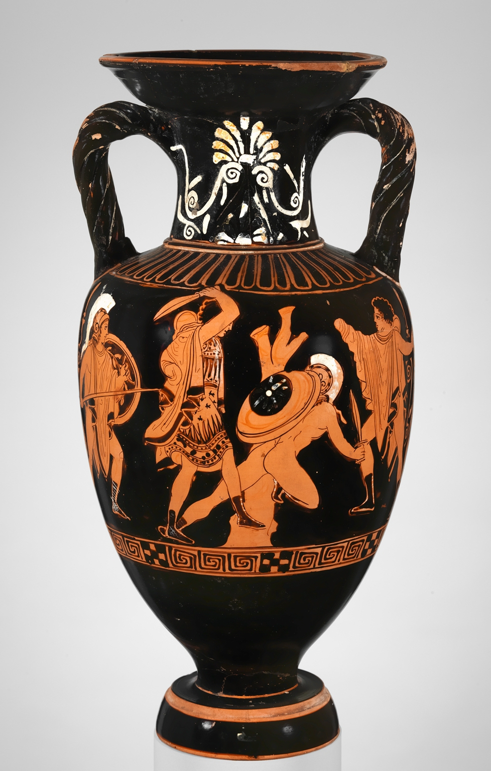 Vase painting: Greeks fighting Amazons